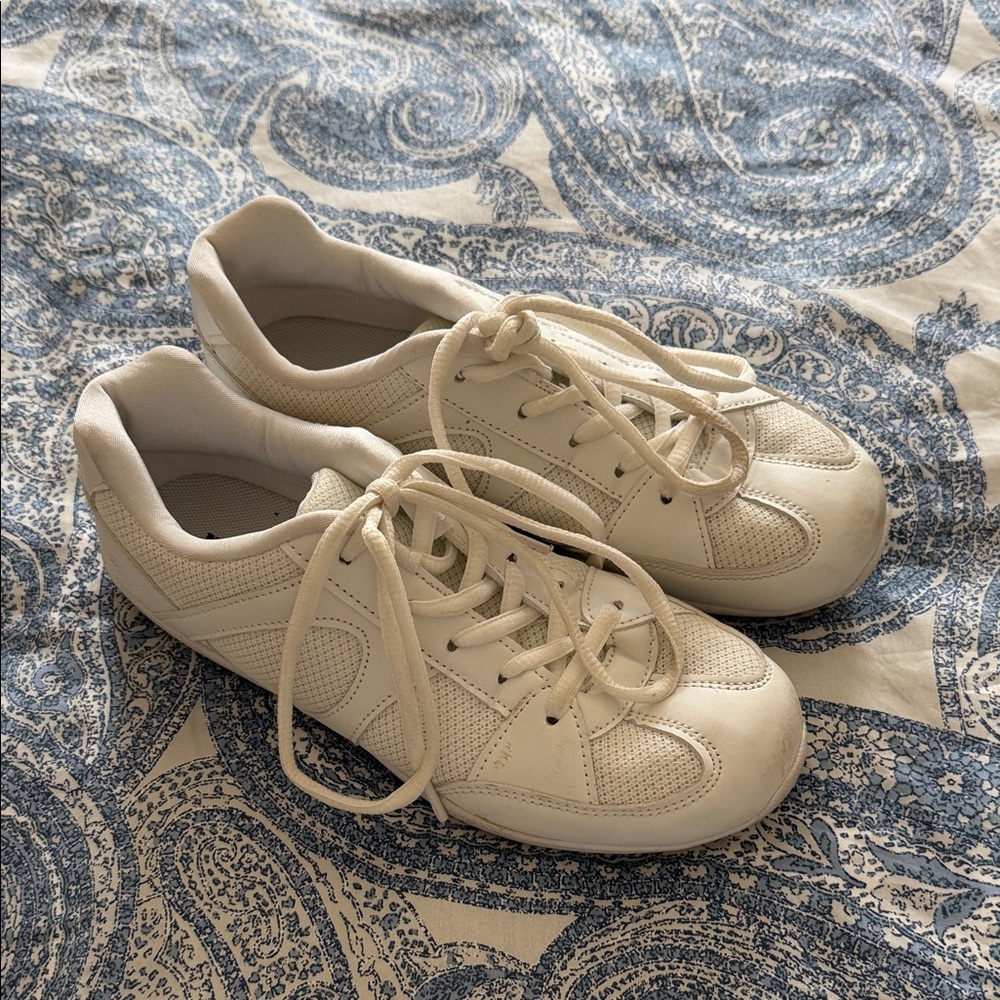 Danzcue White Dance Sneakers